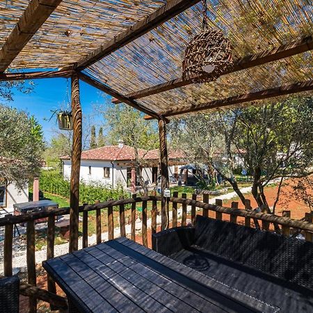 Apartmani Noa i Natali Kaldanija Esterno foto