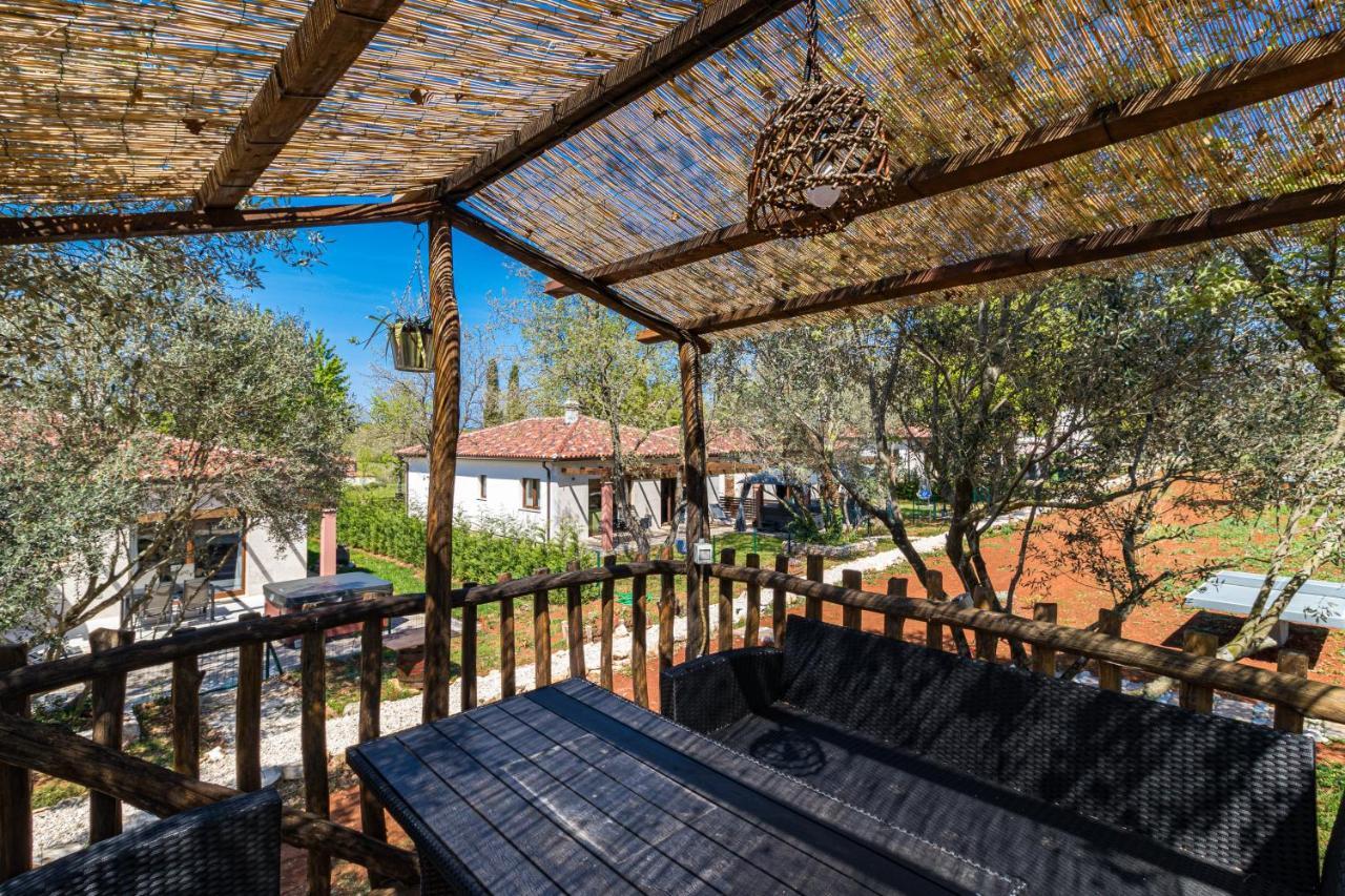Apartmani Noa i Natali Kaldanija Esterno foto