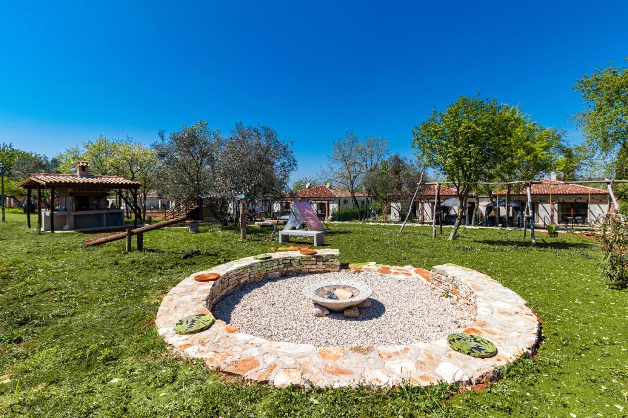 Apartmani Noa i Natali Kaldanija Esterno foto