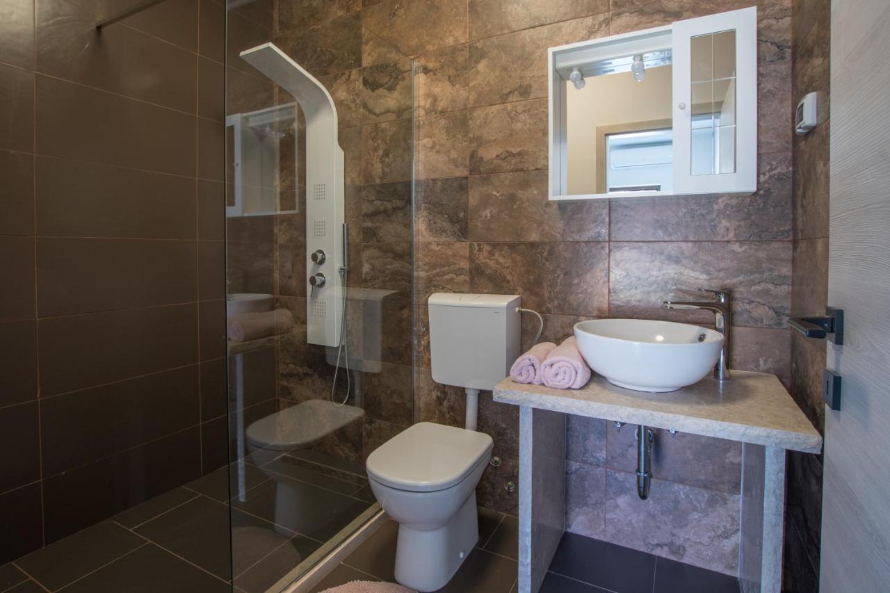 Apartmani Noa i Natali Kaldanija Esterno foto