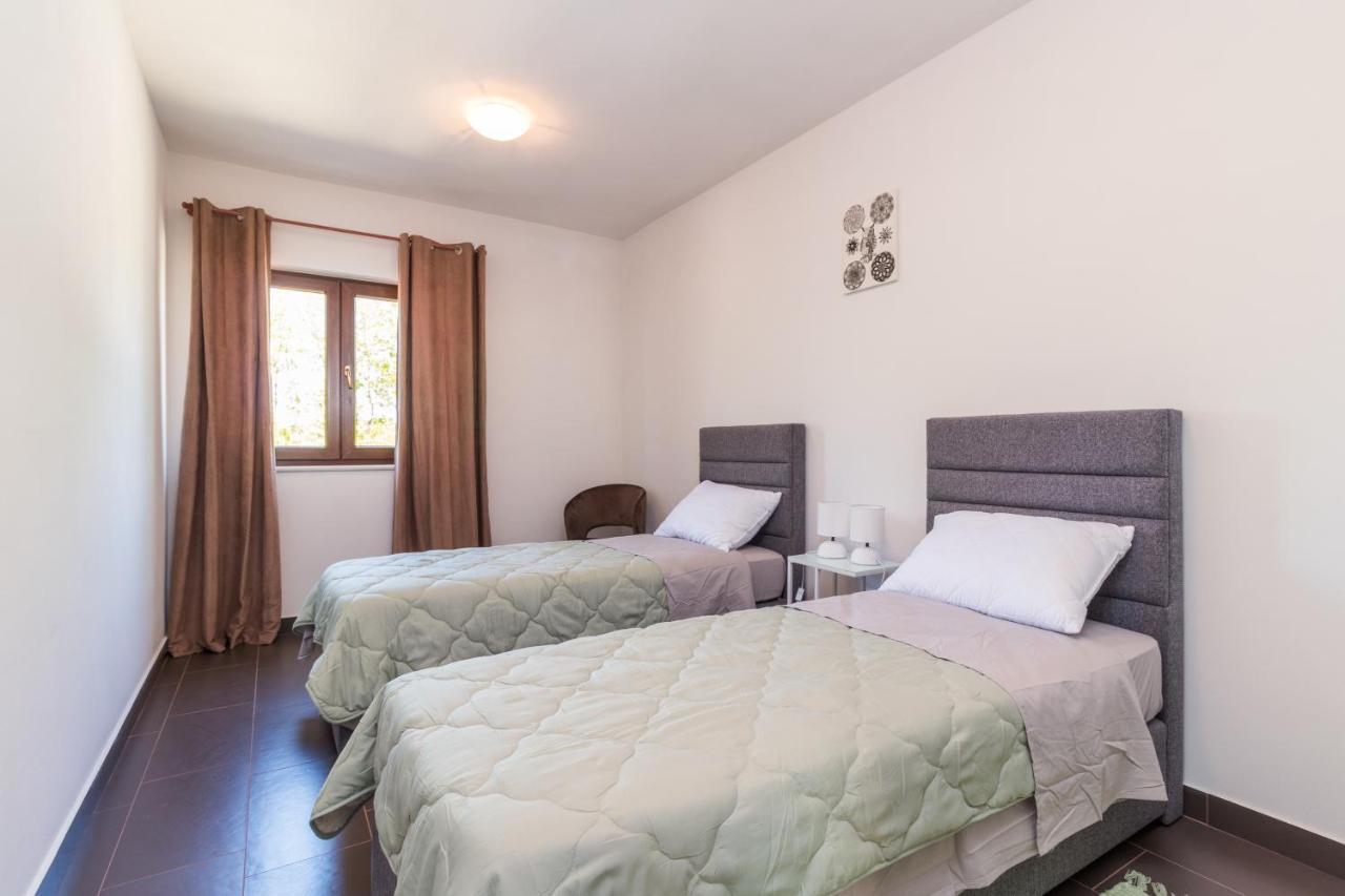 Apartmani Noa i Natali Kaldanija Esterno foto